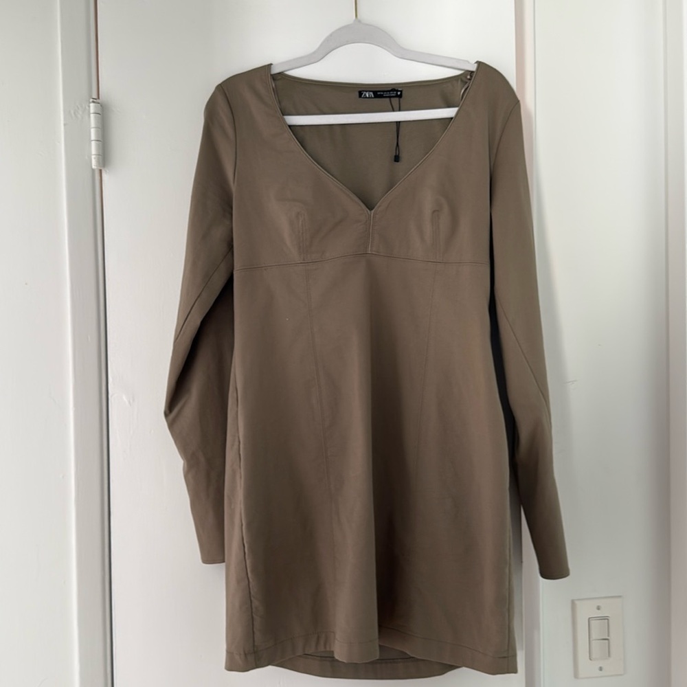 Zara dress with open sleeves